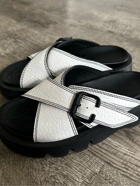 Miista White Cross-Strap Slide Sandals with Black Buckle